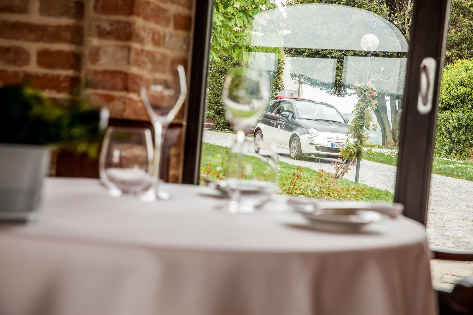 Locanda Del Pilone Alba  Dış mekan fotoğraf