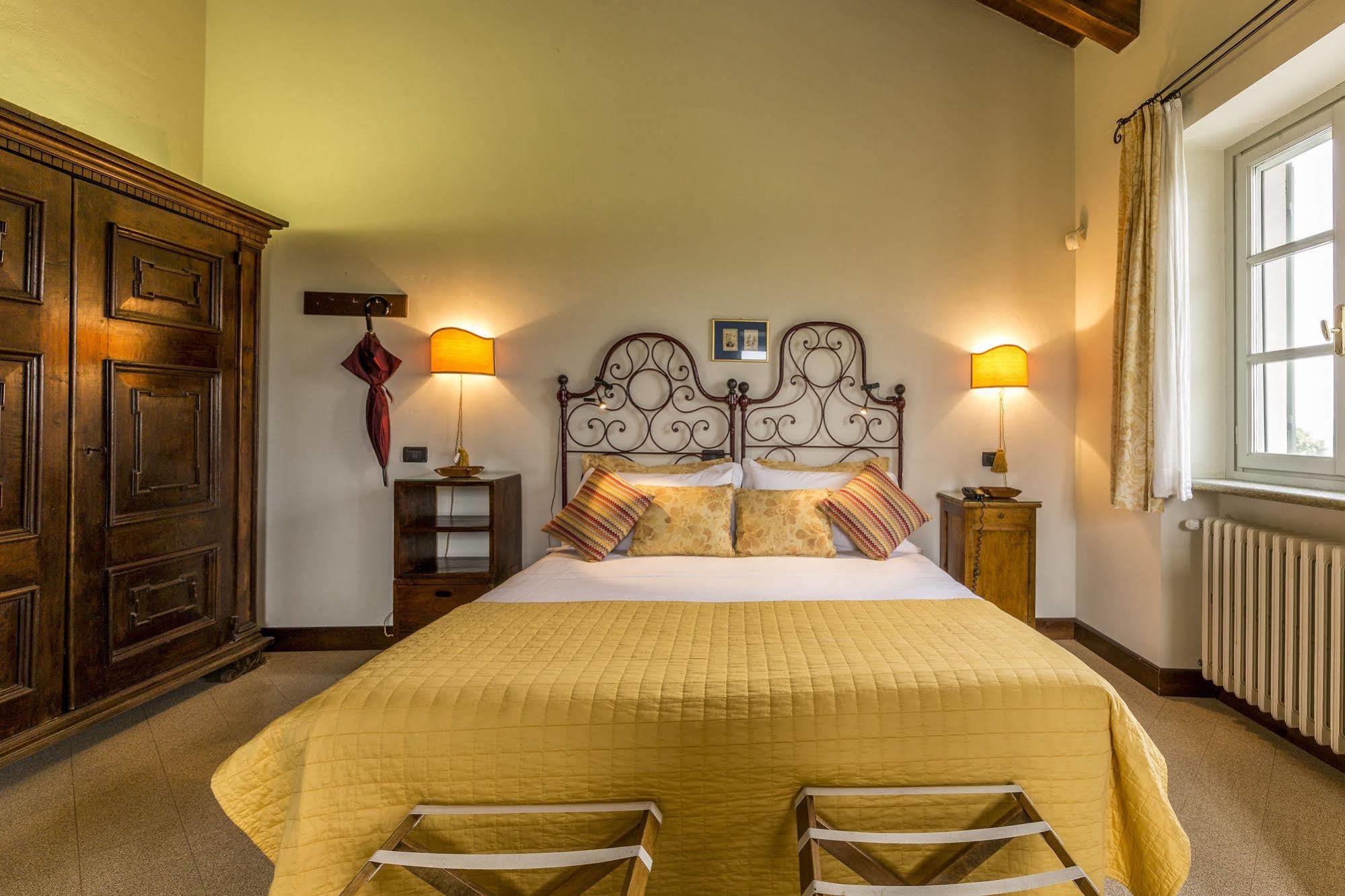 Locanda Del Pilone Alba  Dış mekan fotoğraf